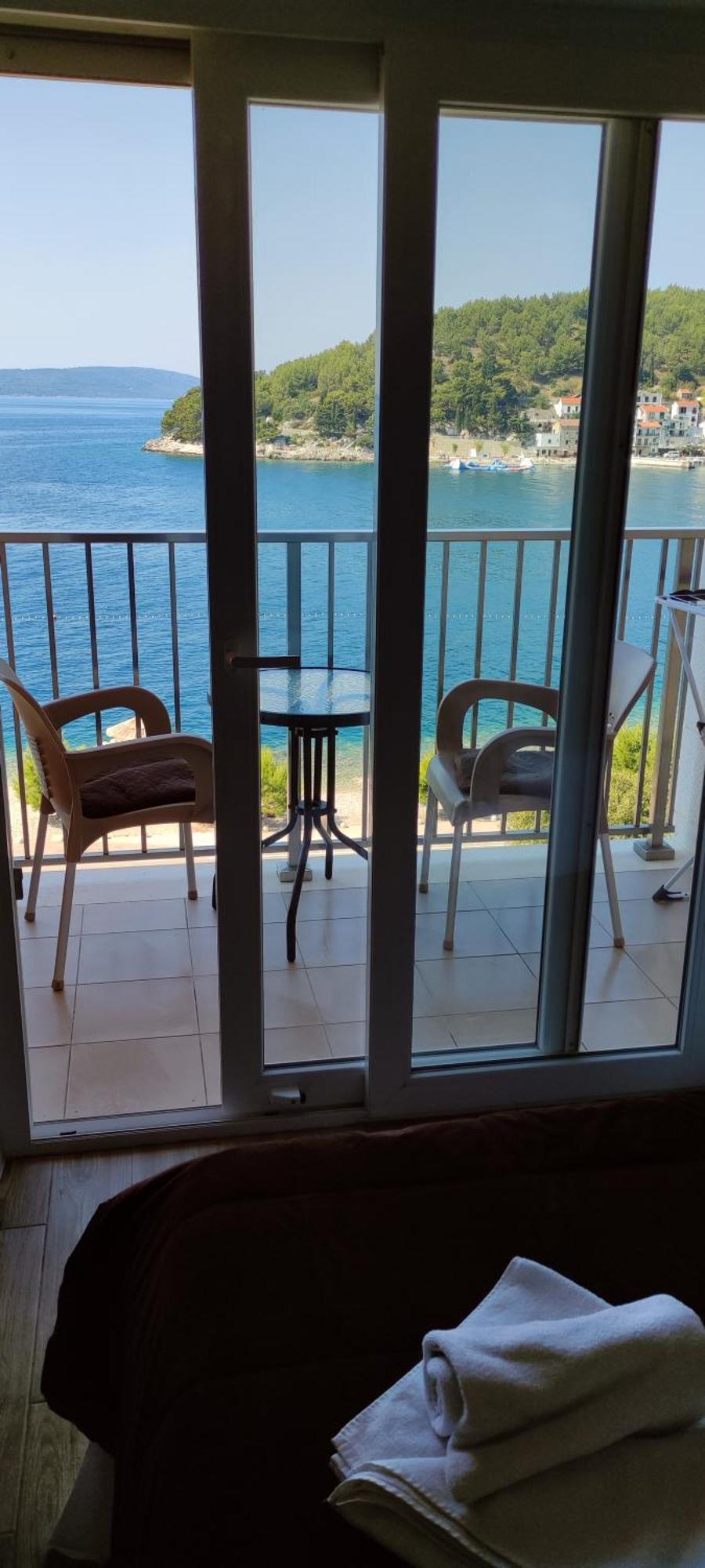 Stina * Drvenik (Split-Dalmatia)