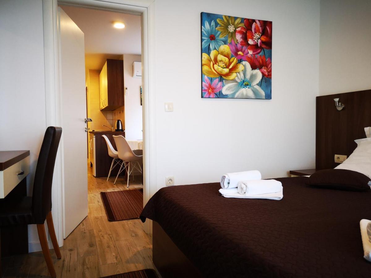 Apartment Stina Drvenik