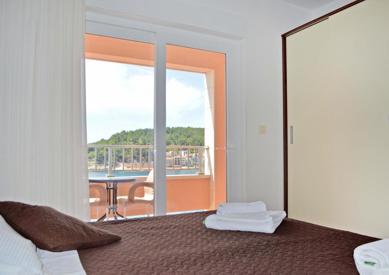 Stina Drvenik Apartment