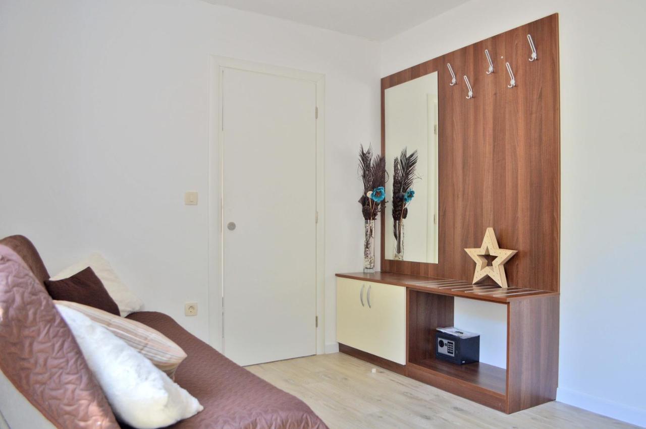 Stina Drvenik Apartment *