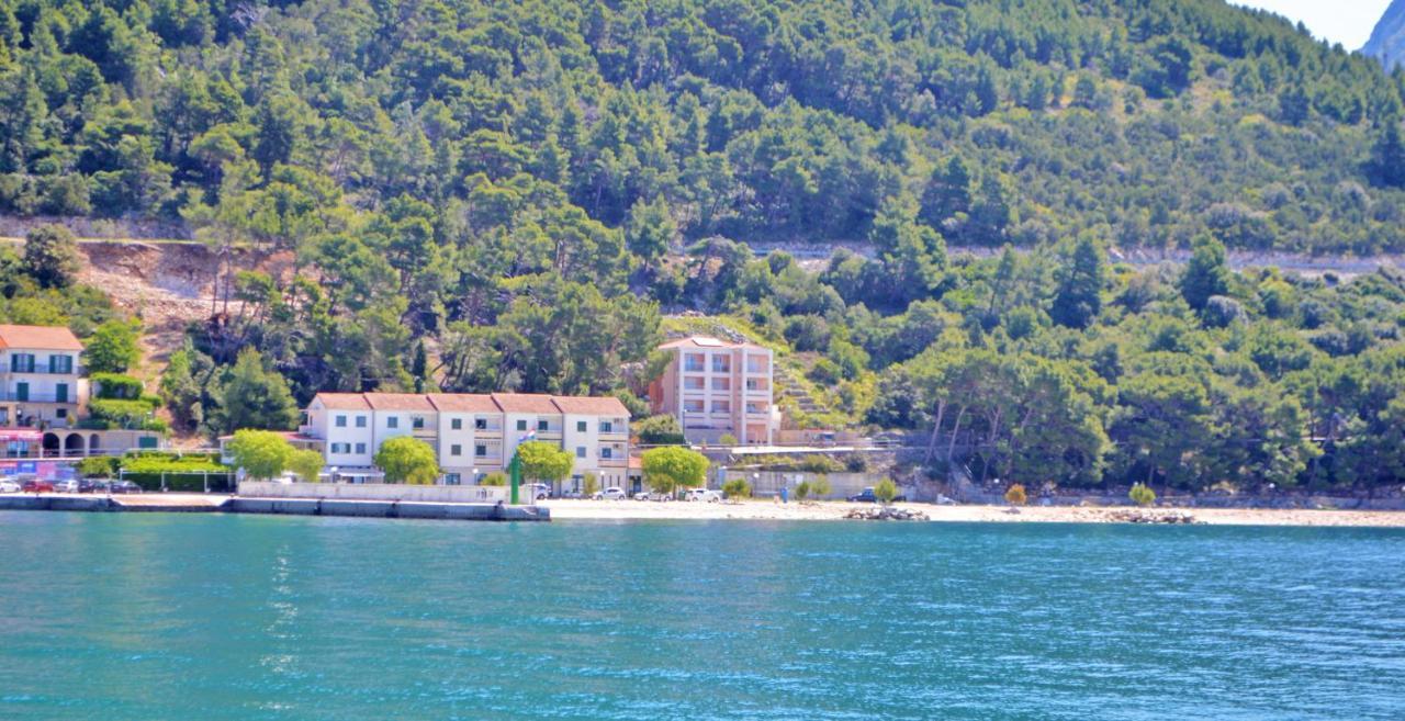 Stina Drvenik * Drvenik (Split-Dalmatia)